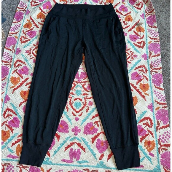 Athleta Pants - Athleta black joggers